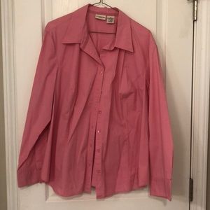 💗 St. John’s Bay women’s pink button down blouse 97% cotton 3% spandex size 2X